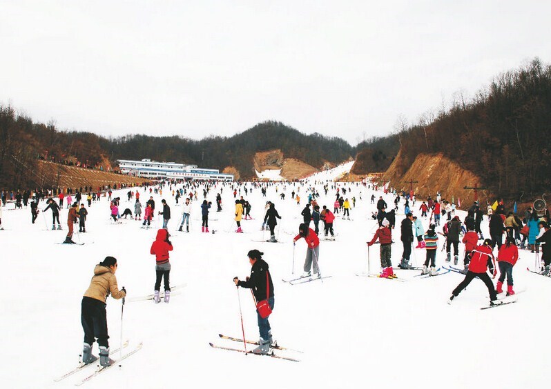 老界嶺滑雪場(chǎng).jpg